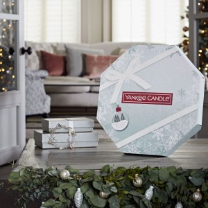 Yankee Candle Coffret Cadeau YC Snow Globe Wonderland Advent Wreath Calendar